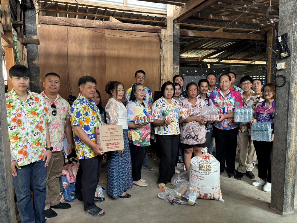  อบต.วังบาล ลงพื้นที่มอบถุงยังชีพช่วยเหลือผู้ประสบเหตุไฟไหม้ หมู่ที่ 13 บ้านห้วยหอย
