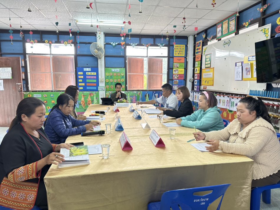 อบต.วังบาล ประชุมคณะกรรมการพิจารณาคัดเลือกสื่อการเรียนการสอน วัสดุการศึกษา และเครื่องเล่นพัฒนาการเด็กปฐมวัย ประจำปีการศึกษา พ.ศ. 2569 ครั้งที่ 1/2569